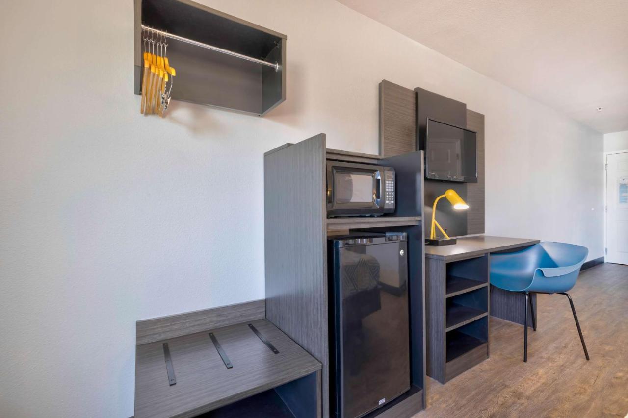 Hotel 6-norman, Ok 2*