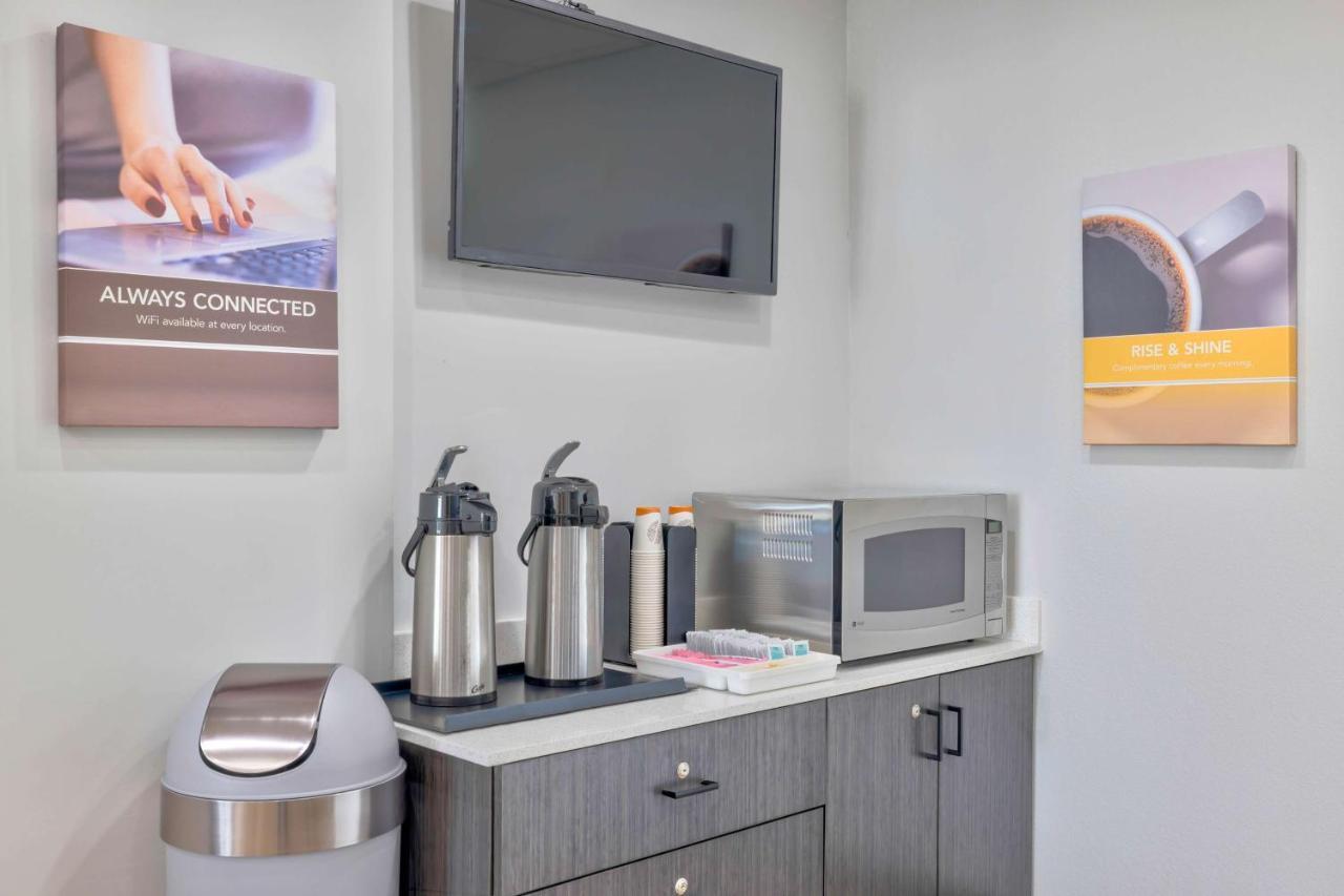 6-norman, Ok Hotel 2*